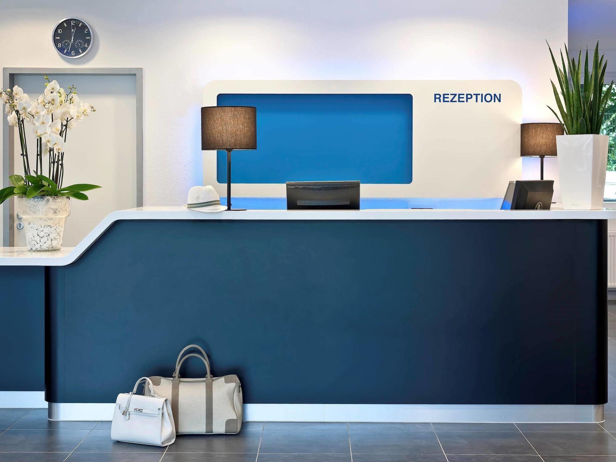 B&B Hotel Cergy Pierrelaye Exterior foto